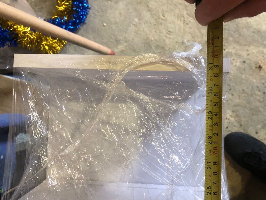 Полички настінні