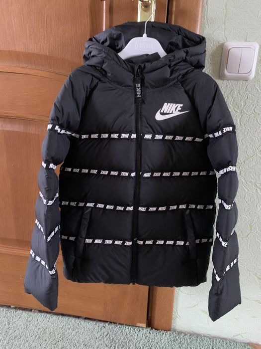 Пуховик на хлопчика Nike