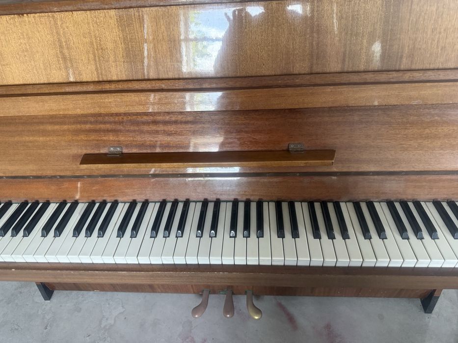 Pianino Liryka używane