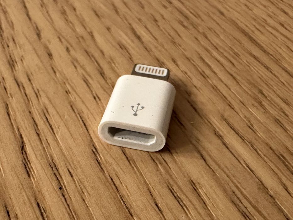 Przejsciowka z MicroUSB na Apple Lightning