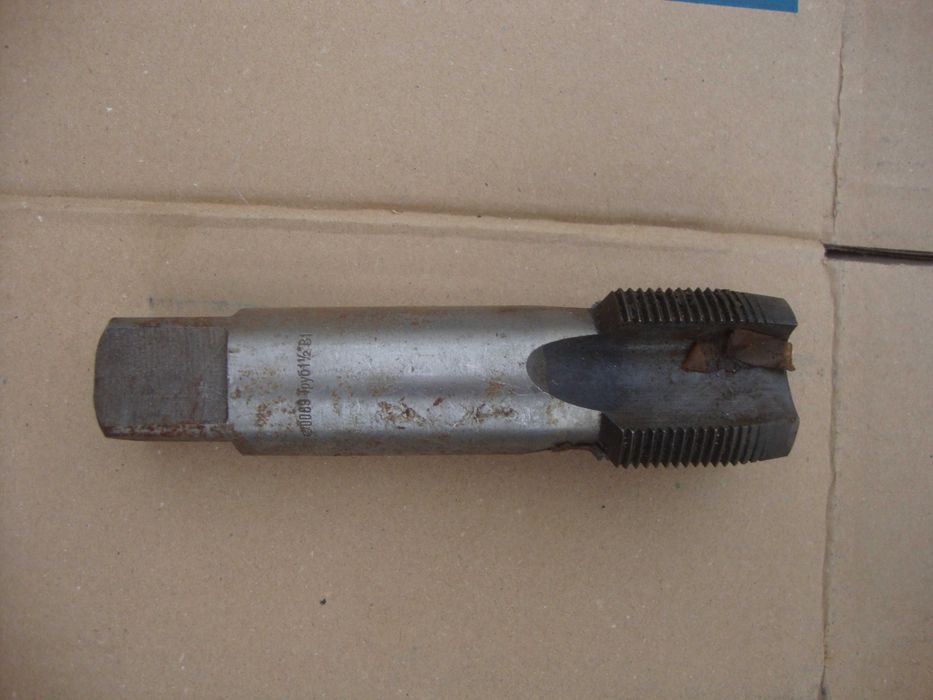 Метчик 1.5 дюйма