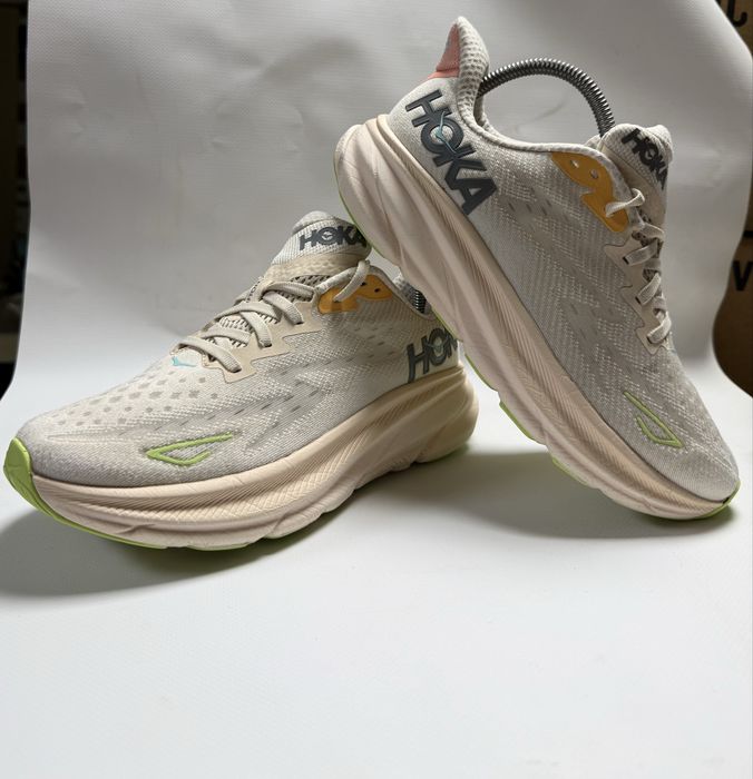 Кросівки Hoka one one W Clifton 9 41(26cm)