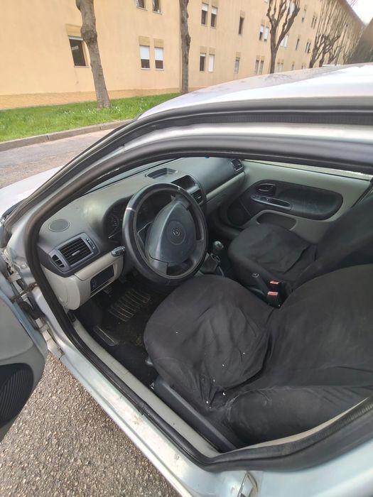 Renault clio 1.2 16v