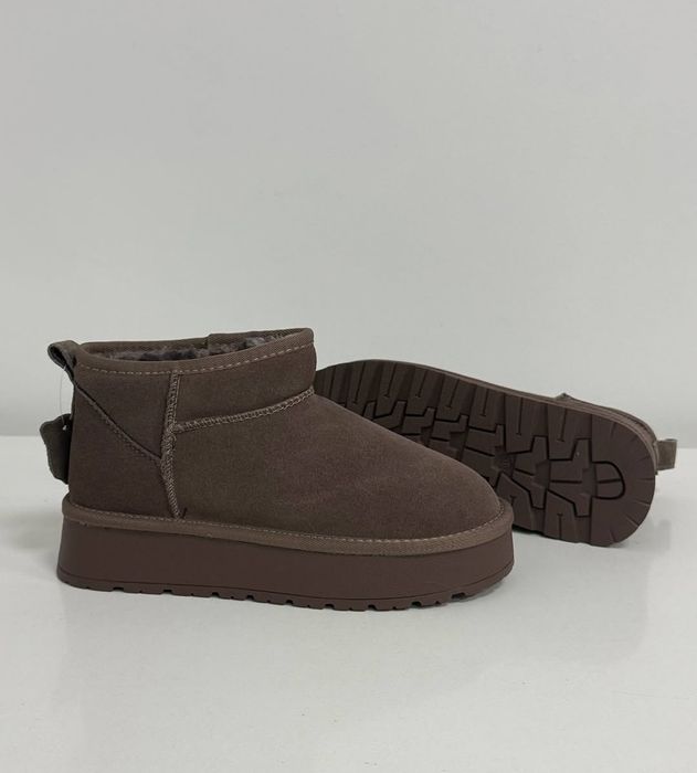 Ультракороткі уггі