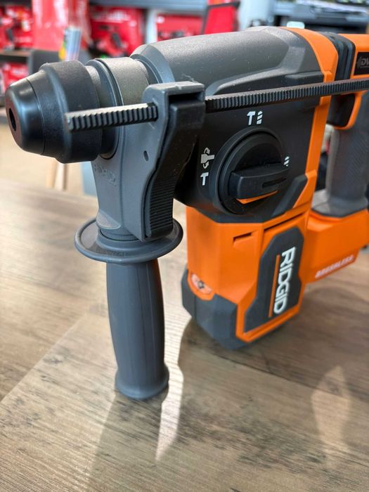 Młotowiertarka akumulatorowa SDS-Plus RIDGID 18V R86712B
