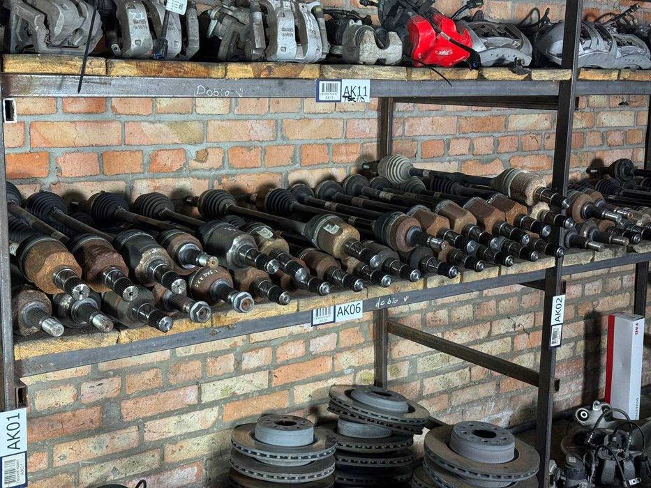 Піввісь Tesla MoDEL 3