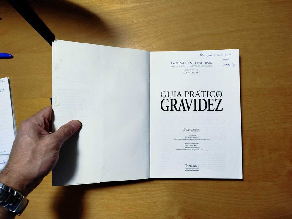 Livro Guia Prático da Gravidez - Professor Émile Papiernik