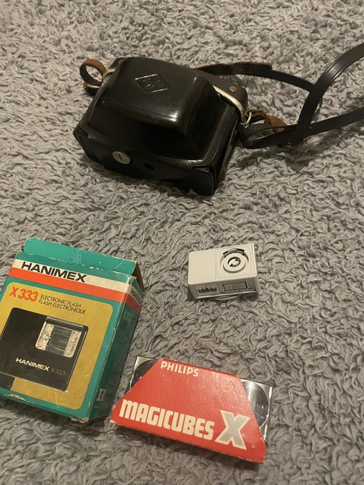 Kit câmera fotográfica vintage analógica + flash Hanimex X333 + Philips Magicubes X