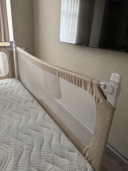 Захисні боти на ліжко 180х200. Комплект три борти