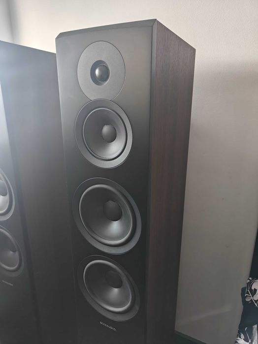 Kolumny głośnikowe Dynaudio Emit 50