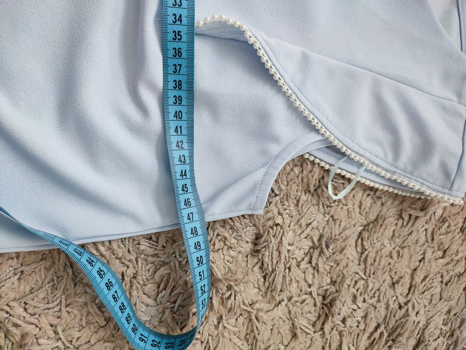 Elegancka bluzka damska Mohito rozmiar m ozdobne ramiączka
