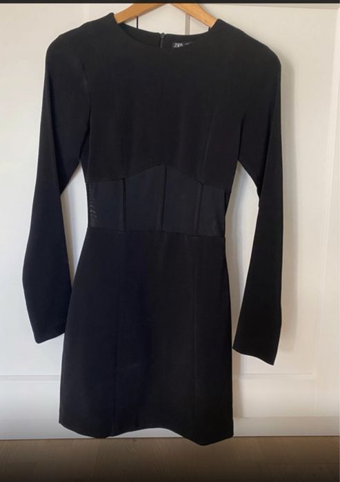 mała czarna sukienka