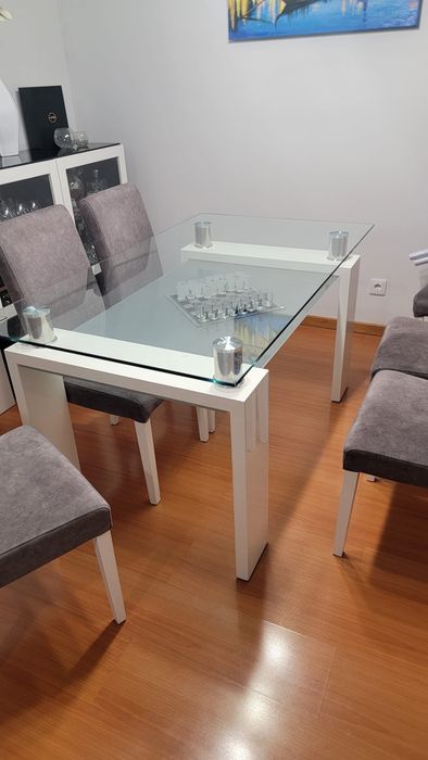 Conjunto de mesas de sala em vidro