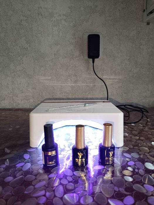 Лампа для гель лака