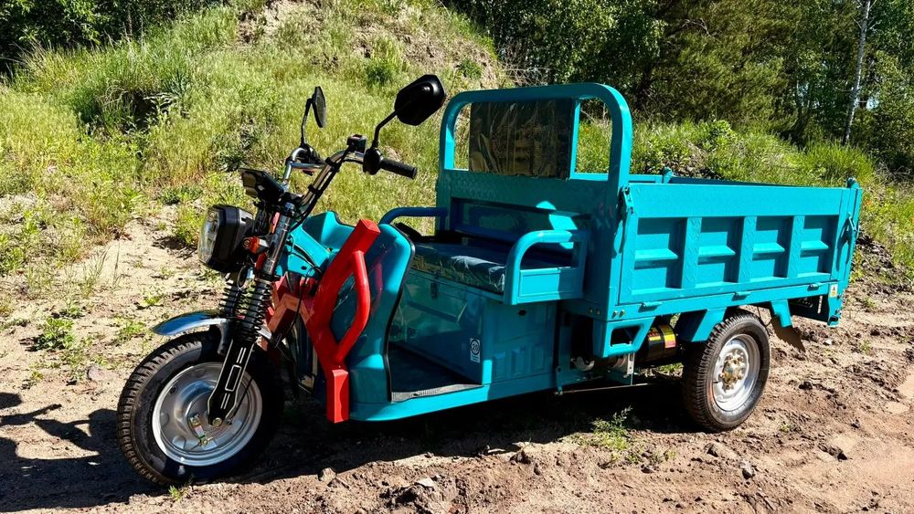 Elektryczny pojazd trójkołowy transportowy  E-TUK Caset 1 Cargo TUK TUK hydrauliczny kiper, wozidło