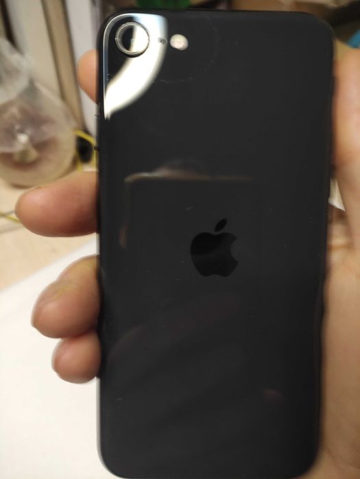 iphone айфон SE 2020 смартфон apple