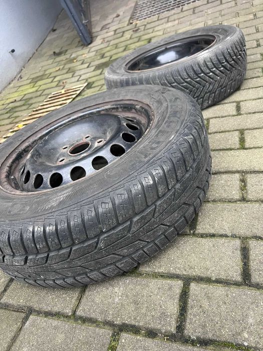 Opony Zimowe z Felgami 195/65/R15 VW Komplet
