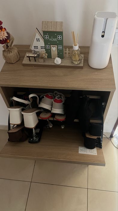 Sapateira nova 30€