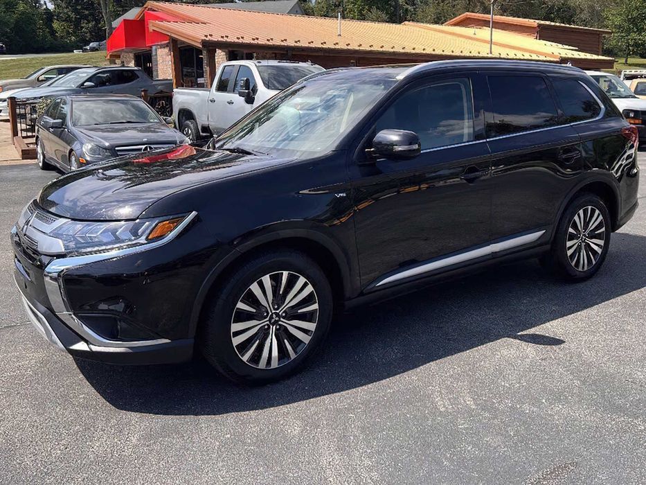 Mitsubishi Outlander GT S-AWC      2018