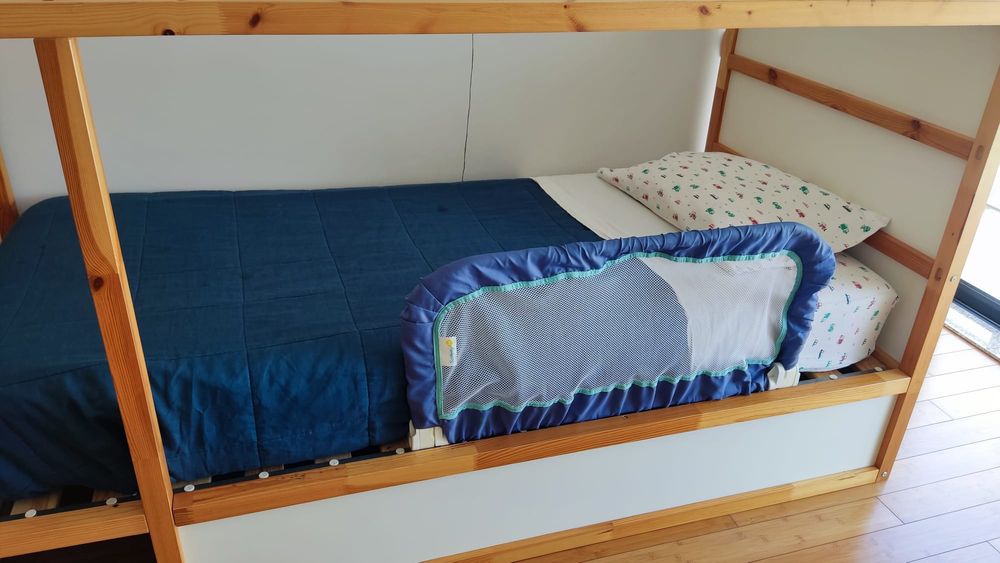 Grade lateral proteção cama criança