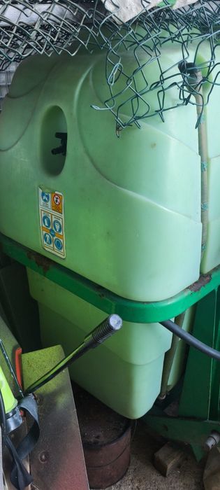 Pulverizador de 300 litros
