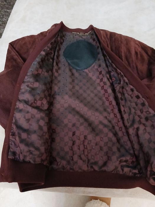 Blusão de homem como novo