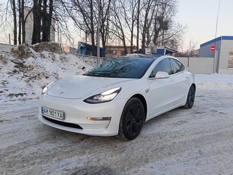Tesla 3 2019р 60кв