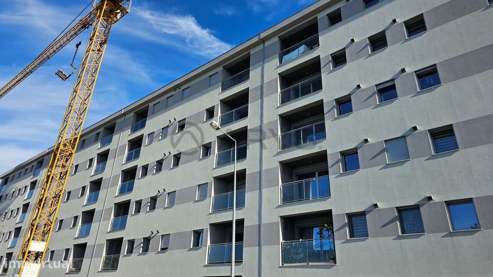 Apartamento T2 em São Vicente, Próximo ao Centro de Braga