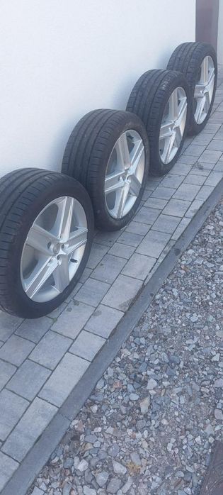 Koła aluminiowe letnie 235x45 R17   5x112