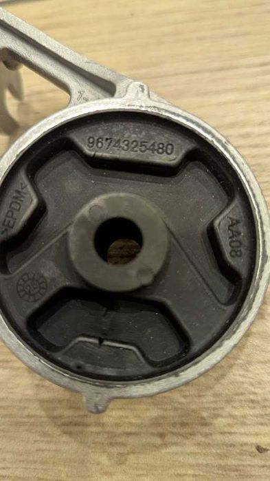 9674325480 Peugeot/Citroen Подушка крепления глушителя