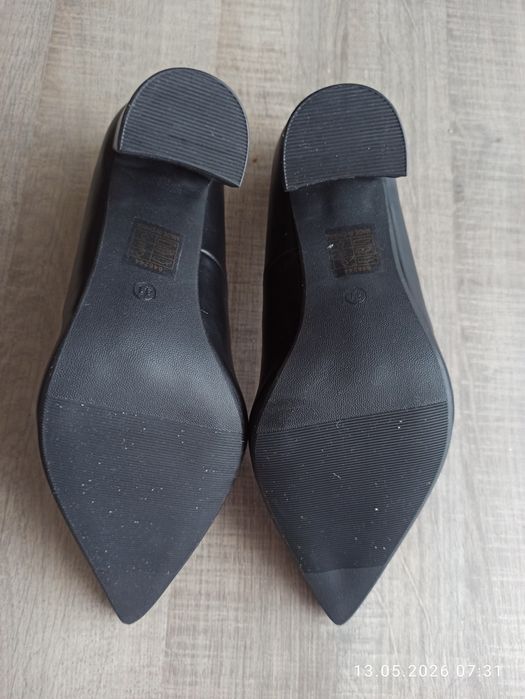 Buty na obcasie rozmiar 41