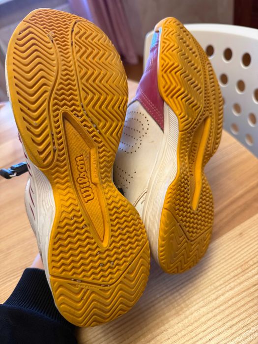 продам профи кроссовки для тенниса