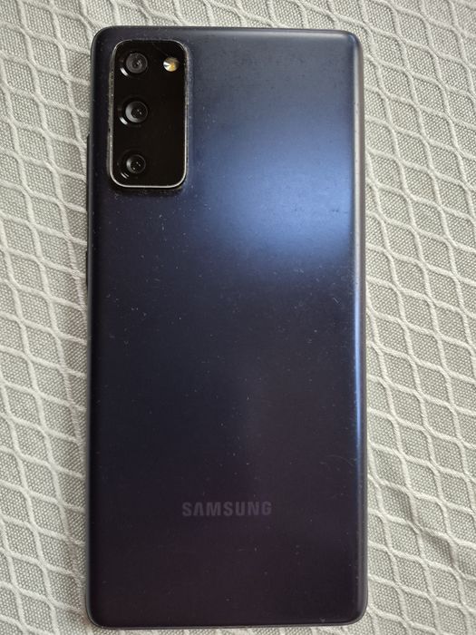Samsung s20fe super stan