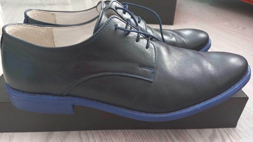 Buty wizytowe rozm. 42