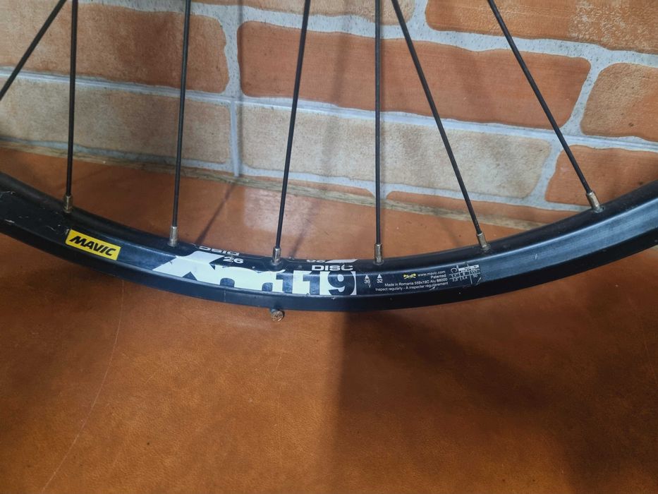 Roda Specialized Mavic 26 20mm - Excelente Estado