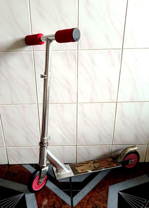 Самокат Oxelo  , максимальна нагрузка 50 кг