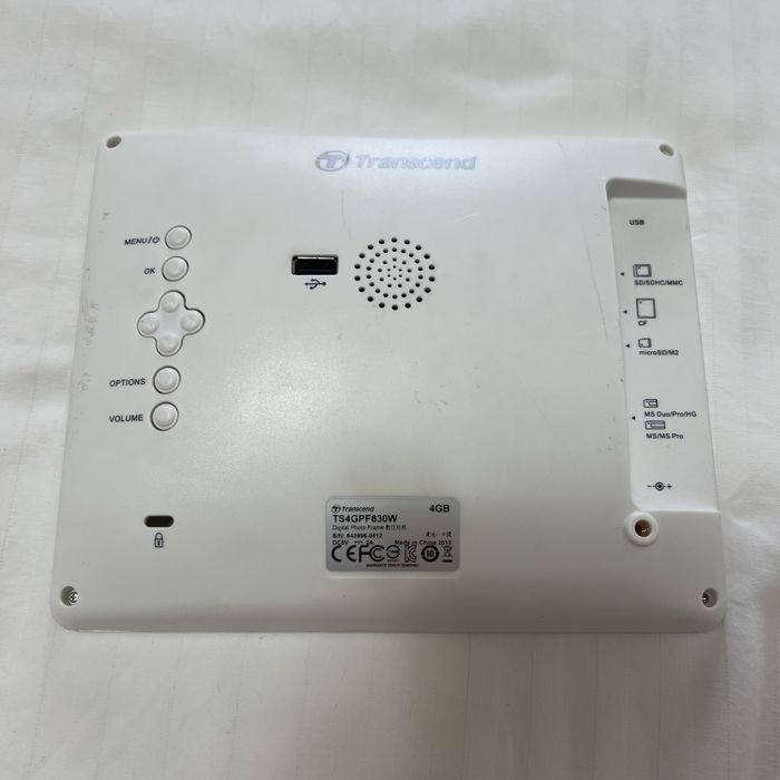 Цифровая фоторамка Transcend 8" TS4GPF830W