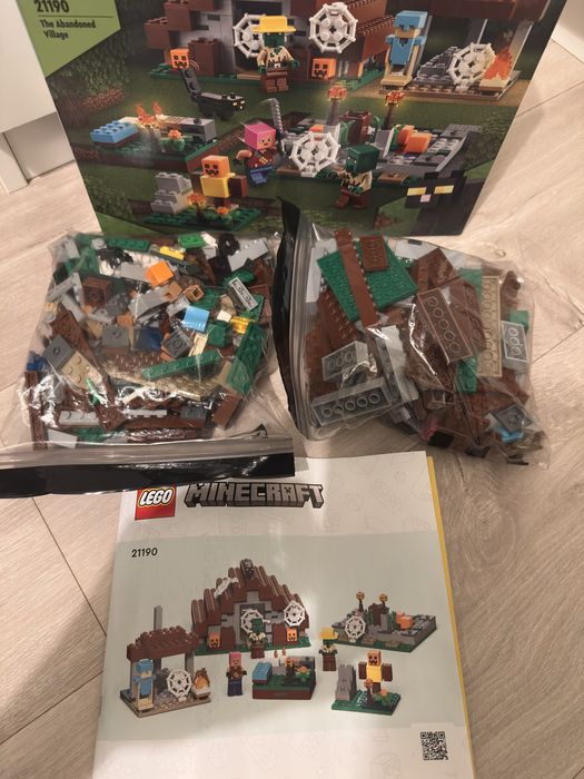 Lego Minecraft Opuszczona wioska 21190 + pudełko + instrukcja
