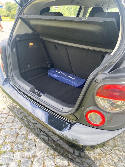 Carro citadino - Chevrolet Aveo LT Bi-Fuel 2013