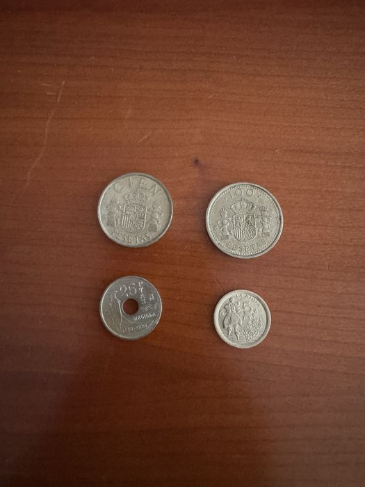 Vendo moedas para colecção