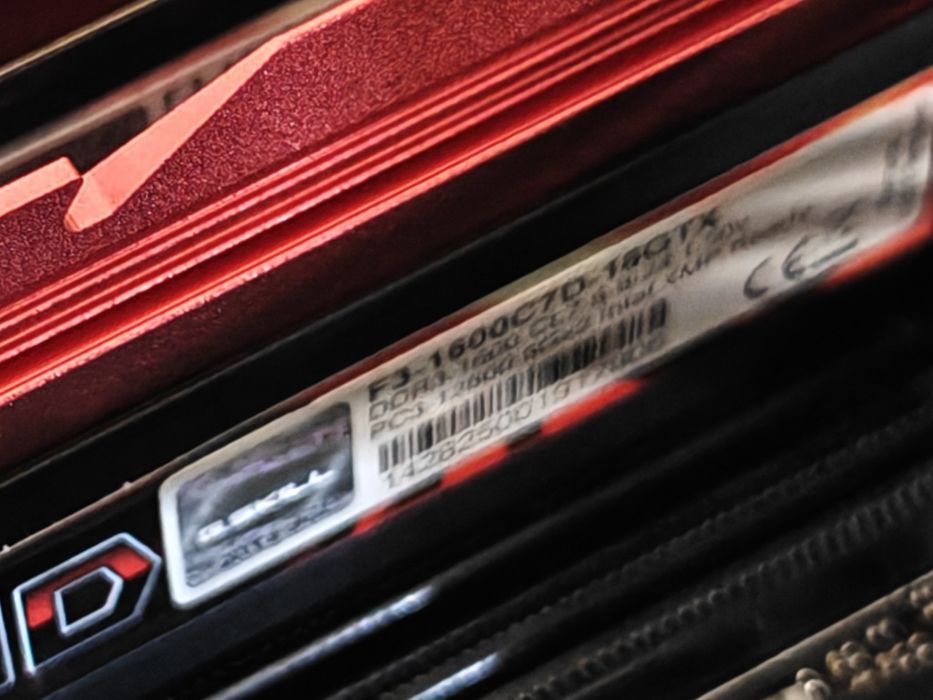 Komputer Stacjonarny i5/16GB RAM/R9 270/SSD 120GB