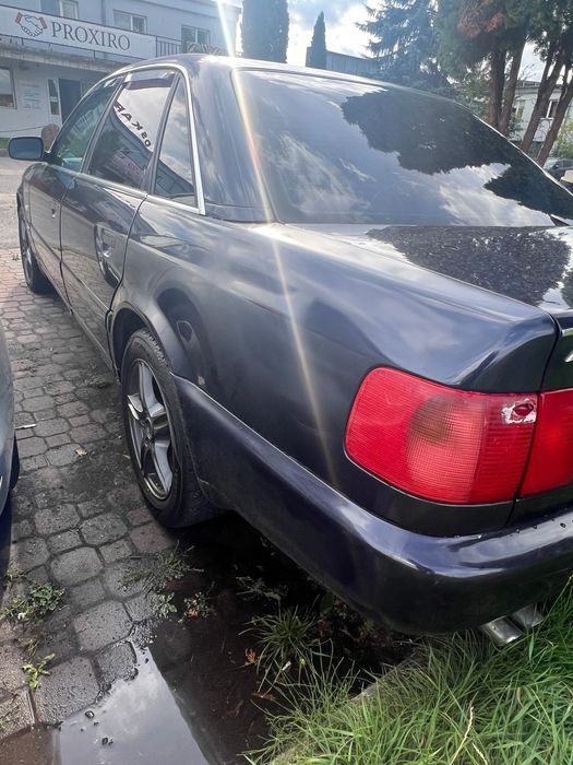 Audi А6С5.