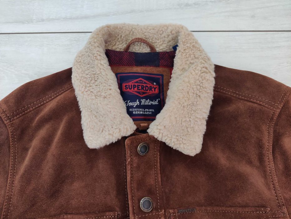 Замшева чоловіча куртка на кнопках Superdry М р
