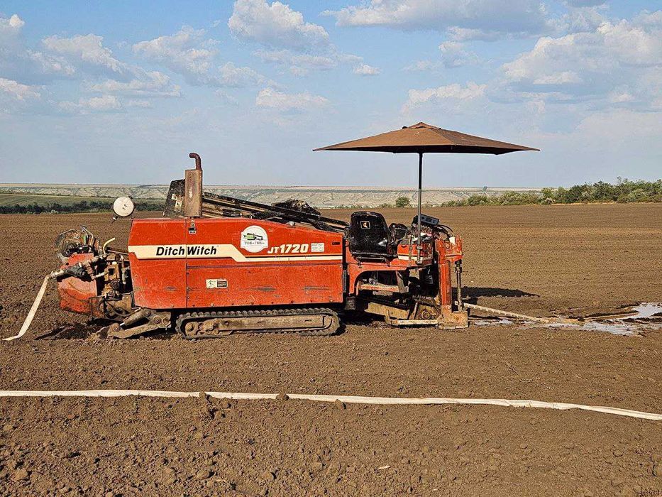Прокол БУРІННЯ ГНБ комунікації під землею
