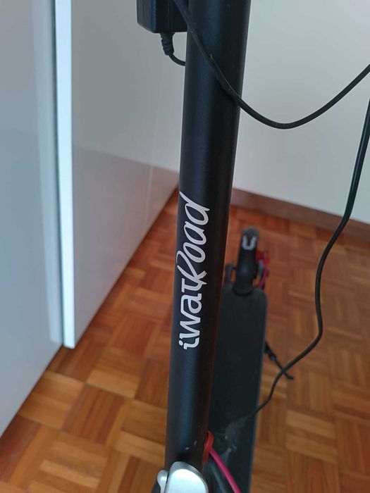 Trotinete usada, mas em bom estado