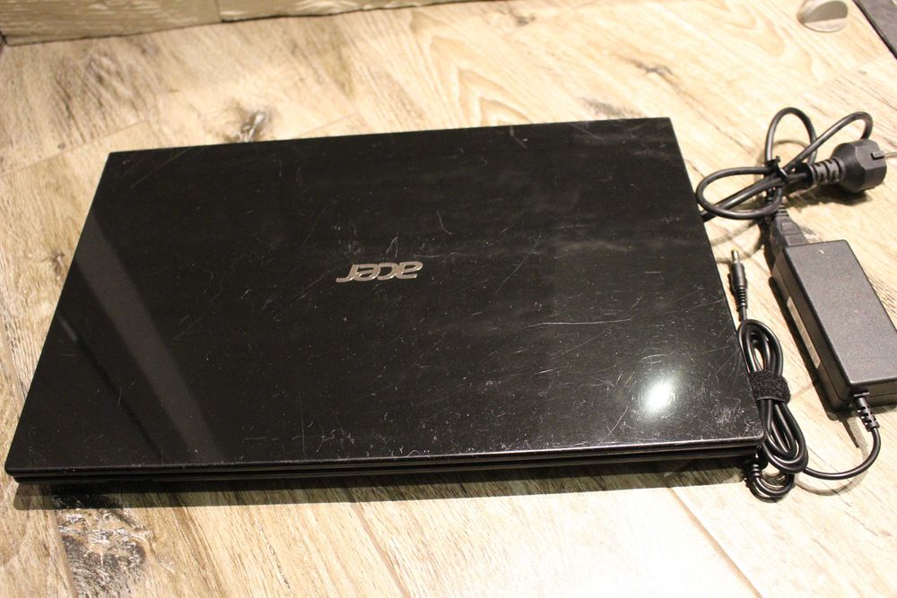 Laptop Acer V3-731 RAM 4GB 2 dyski SSD+HDD duży ekran 17,3"