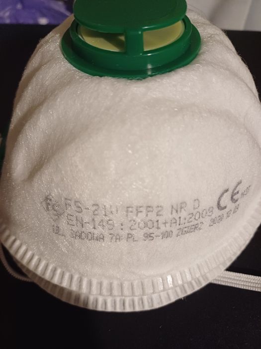 Maseczka ochronna z filtrem  FFP2