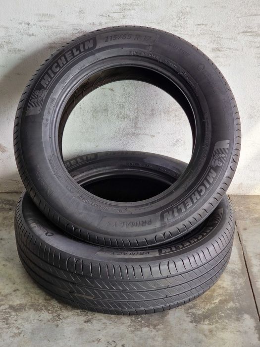 2 Pneus MICHELIN Semi Novos 215/65R17