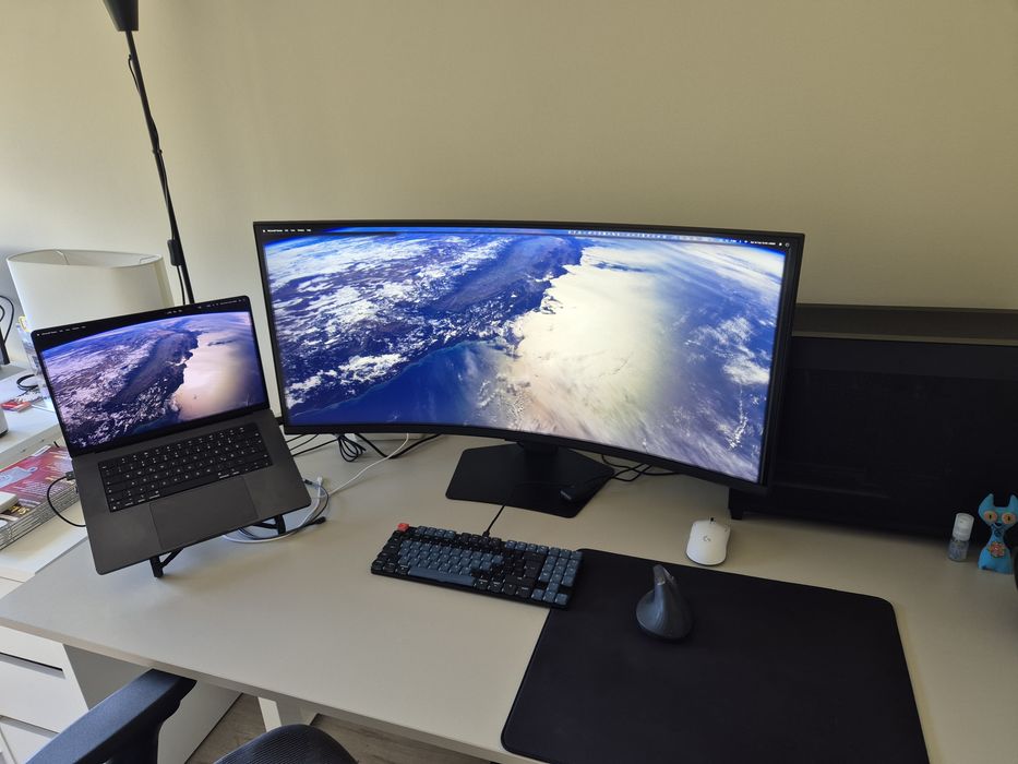 Samsung Odyssey G7 G75F Monitor - 5K - 180Hz - 1ms - Ultrawide - HDR10