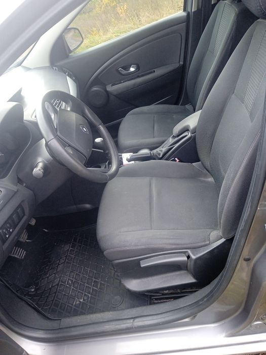 Renault fluence .